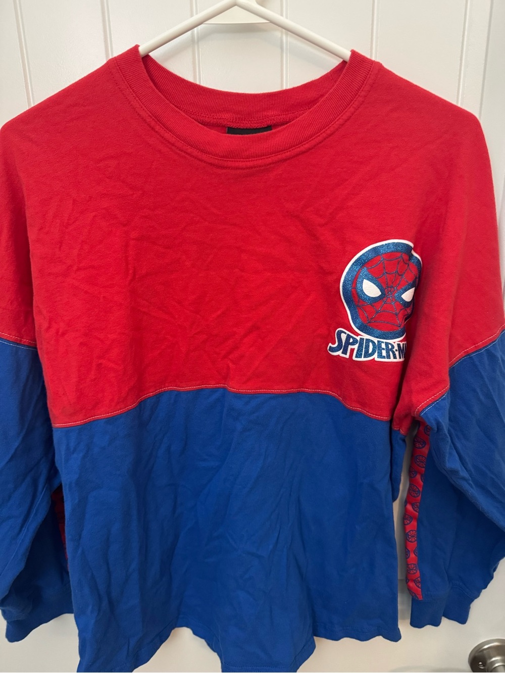 Marvel Spider-Man Long Sleeve Colorblock Graphic Shirt Red Blue Size Small D
